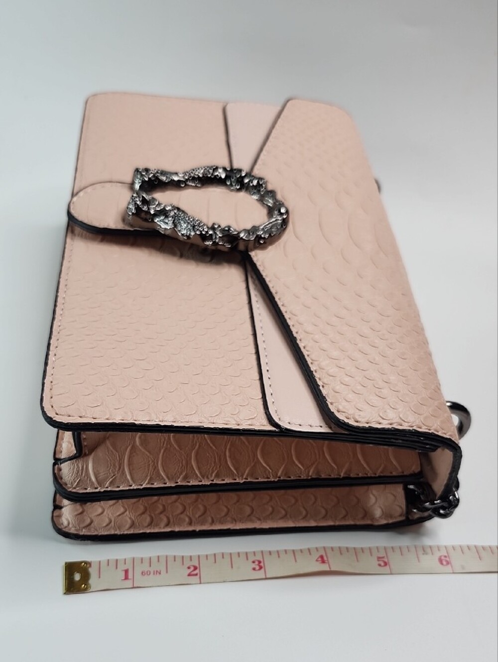Purse Elegant Blush Pink with Chain Strap - Picture 7 of 8
